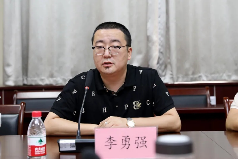 20210625_154335_015.jpg 20210625_154335_015.jpg