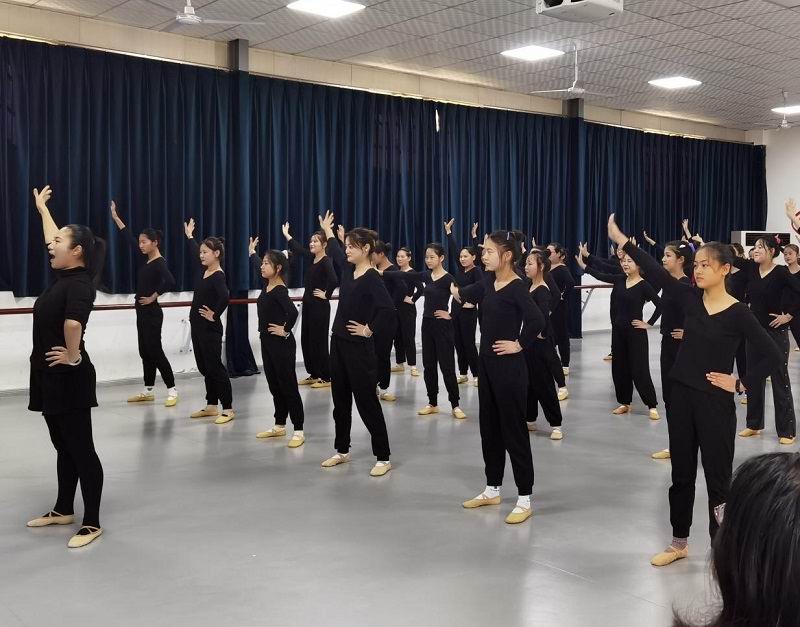 image001.jpg image001.jpg