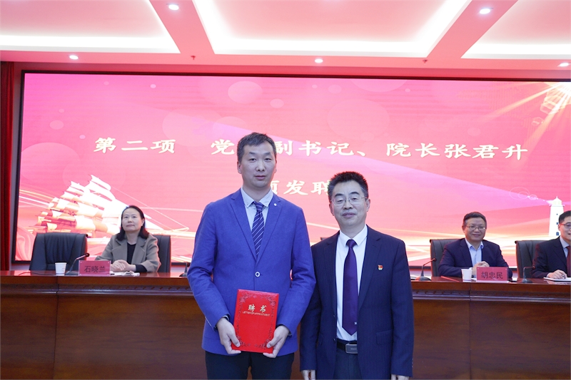 14-0K9A0801.jpg 14-0K9A0801.jpg