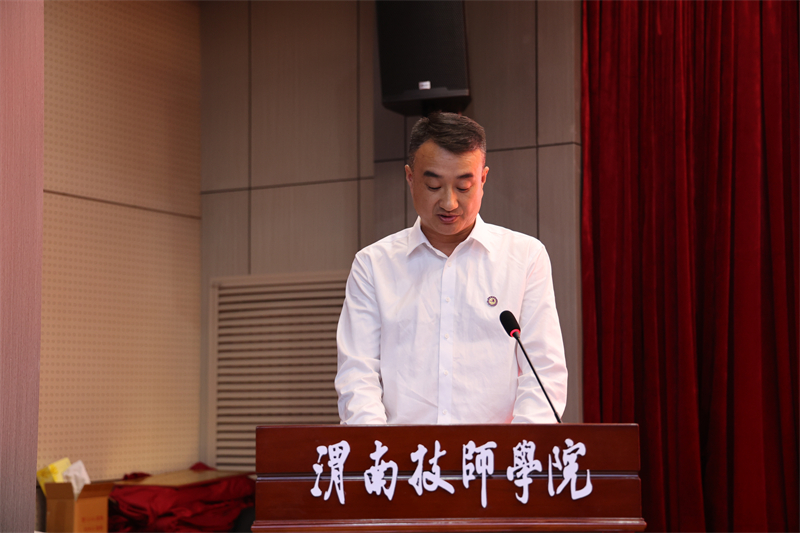 25-0K9A1125.jpg 25-0K9A1125.jpg